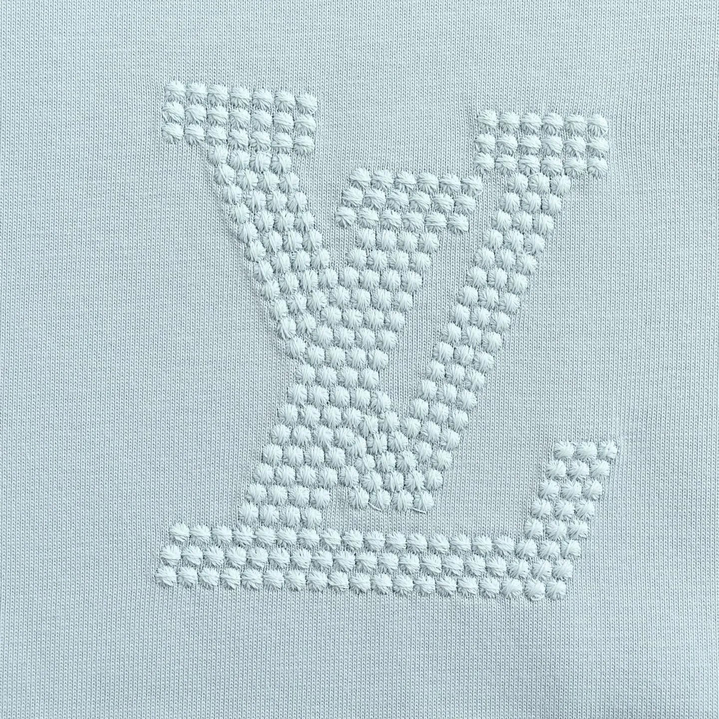 Louis Vuitton/ logo